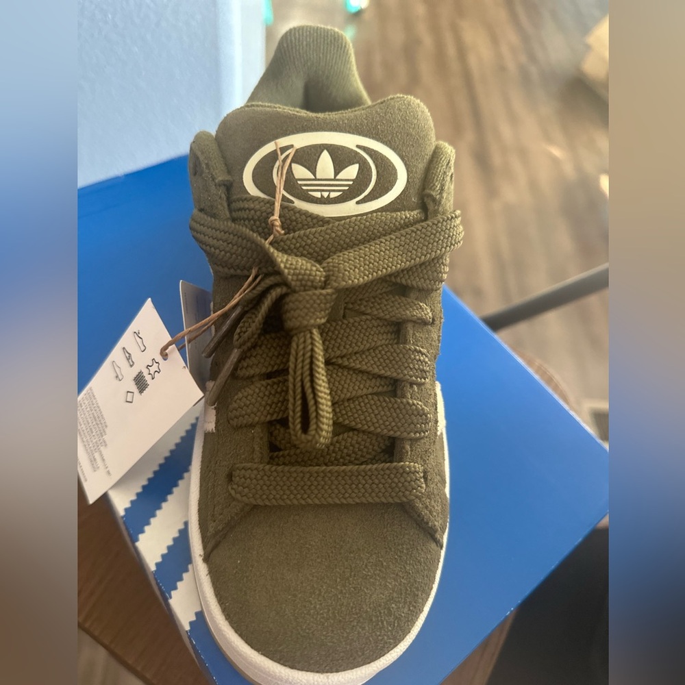 Brand New Adidas Campus 00s Olive Color size 5Y